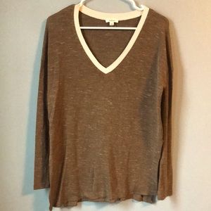 Aritzia Wilfred Sweater size small.